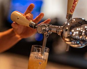 Biertap in Hotel Restaurant Molenzicht, Nes, Ameland voor een verfrissend drankje.