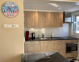 Volledig uitgeruste keuken in Campanula vakantiehuis, Ballum, Ameland, Waddeneilanden.