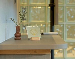 Stijlvol interieurdetail in Hotel De Koegelwieck Terschelling, vakantieappartement in Hoorn, Waddeneilanden.