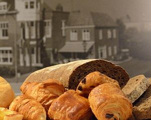 Vers gebakken brood bij Hotel Restaurant Piccard, Vlissingen, Walcheren, Zeeland voor een heerlijk ontbijt.