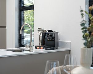 Stijlvolle keuken in de vrijstaande woning in Workum, perfect vakantiehuis aan de Friese meren.