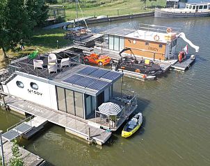 Verblijf 061221 • Vakantiewoning IJsselmeer • Knusse 4 persoons House boat met uitzicht over het water in 