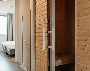Guest house 070189 - Holiday property Heegermeer - Vakantiehuis Parc Pharshoeke - Watervilla sauna | 6p