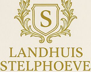 Landhuis Stelphoeve sign bij Vakantiehuisje in It Heidenskip, stijlvolle vakantiewoning in de Friese meren.