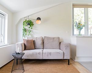 Gezellige woonkamer in Huisje in Oudega SWF, vakantiehuis gelegen in Oudega, Friese meren.