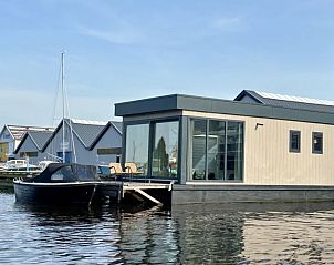 Verblijf 091001 - Vakantiewoning Slotermeer - Vakantiehuis Harboursuite 2 incl. motorboot