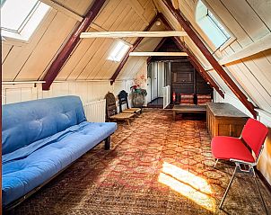 Rustieke keuken in vakantiehuis FR421, Terherne, met retro details.