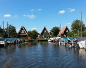 Verblijf 120302 - Vakantiewoning Sneekermeer - Huisje in Goingarijp
