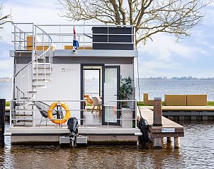 Verblijf 120763 - Vakantiewoning Sneekermeer - Vakantiehuis HouseBoat MeerRand