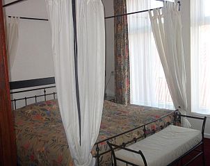 Schilderachtige straat in Enkhuizen, nabij Die Port van Cleve vakantiehuis aan de IJsselmeerkust.