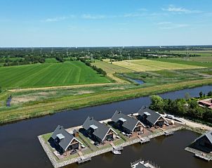 Verblijf 130103 - Vakantiewoning Bergumermeer - Recreatiewoning aan open vaarwater in Friesland