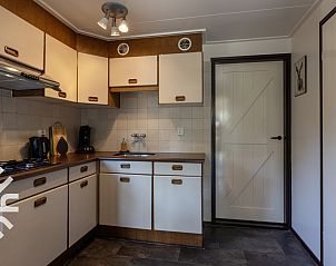 Guest house 140109 - Holiday property Princehof/Alde feanen - FR285