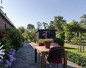 Guest house 140109 - Holiday property Princehof/Alde feanen - FR285