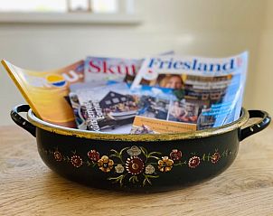 Lokale tijdschriften in Vakantiehuis in Grouw, perfect voor ontspanning.
