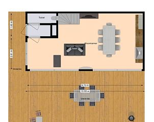 Plattegrond begane grond van Huisje in Gongahuizen, vakantiehuis in Pikmeer, Friese meren, met woonkamer en veranda.