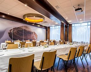 Stijlvolle eetzaal in Fletcher Hotel-Restaurant Arneville-Middelburg, vakantieaccommodatie in Middelburg, Walcheren.