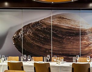 Grote muurfoto in de eetzaal van Fletcher Hotel-Restaurant Arneville-Middelburg, vakantieaccommodatie in Middelburg, Walcheren.