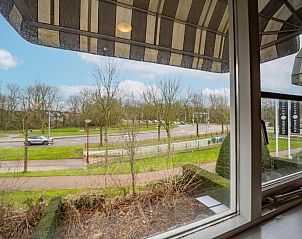 Uitzicht vanuit het raam van Fletcher Hotel-Restaurant Arneville-Middelburg, vakantieaccommodatie in Middelburg, Zeeland.