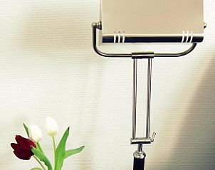 Stijlvolle tafellamp in Accommodatie JURPLACE Centrum, Middelburg, Walcheren, Zeeland