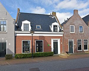 Verblijf 160547 • Vakantiewoning Lauwersmeer • Geschakelde woning in Friesland, Nederland tekoop