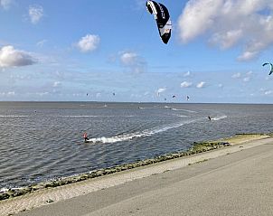 Guest house 160596 - Holiday property Lauwersmeer - Vakantiehuis Chalet Ufergrundst�ck mit eigenem Angelplatz