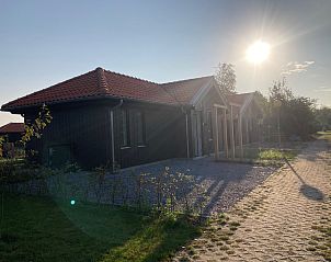 Guest house 160596 - Holiday property Lauwersmeer - Vakantiehuis Chalet Ufergrundst�ck mit eigenem Angelplatz