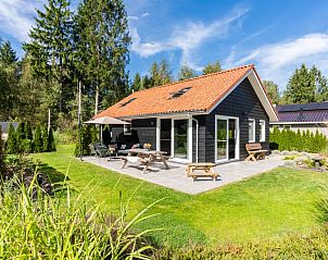 Guest house 170104 • Holiday property Midden Drenthe • De N8UIL met Finse barrelsauna 