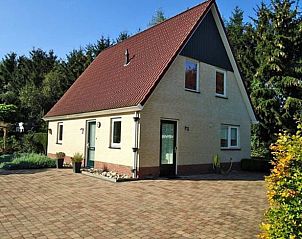 Verblijf 170420 • Vakantiewoning Midden Drenthe • Mooi 12 persoons vakantiehuis midden in het bos in Drenthe 