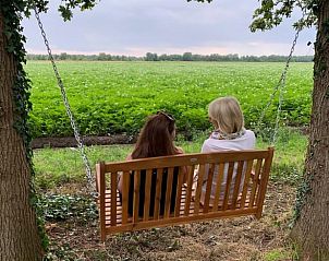 Enjoy serene countryside views from Cottage in Papenvoort, a vacation home in Midden Drenthe, Drenthe.