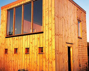 Ervaar de warme houten architectuur van Vakantiehuis in Mantinge, een charmant vakantiehuis in Midden Drenthe, Drenthe.