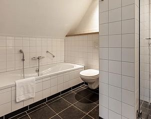 Guest house 173244 - Bungalow Midden Drenthe - Hof van Saksen | 10-persoons boerderij | 10FF