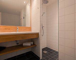 Guest house 173253 - Bungalow Midden Drenthe - Hof van Saksen | 24-persoons boerderij | 24FF