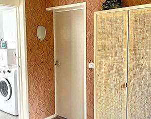 Hal met wasmachine in Huisje in Een, Noord Drenthe vakantiehuis.