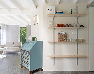 Open woonruimte in Vakantiehuis in Een, Noord Drenthe, met moderne inrichting.