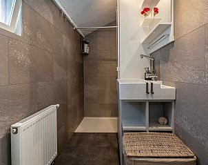 Uitgestrekt landschap rond vakantiehuis DG1464, Zuidlaren, Drenthe, ideaal voor wandelingen.