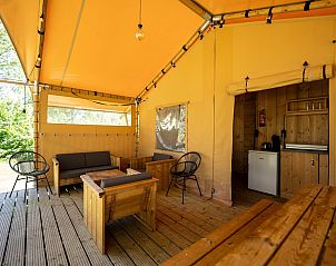Guest house 181122 - Tent house Noord Drenthe - Vakantiepark �Hunzedal 16�