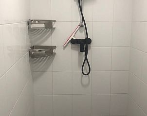 Douche in Huisje in Schipborg, vakantiehuis in Noord Drenthe, Drenthe.