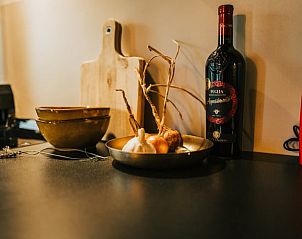 Keuken in Vakantiehuisje in Nieuwediep, Noord Drenthe, Drenthe met moderne apparatuur en gezellige inrichting.