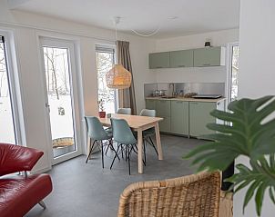 Open keuken in Vakantiehuis in Tynaarlo, ideaal voor een ontspannen verblijf.