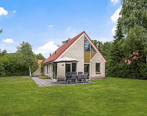 Guest house 182906 • Bungalow Noord Drenthe • Het Land van Bartje | 6-persoons bungalow | 6D5 
