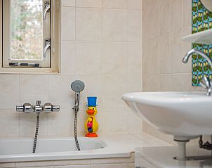 Sauna voor ontspanning in Het Land van Bartje, 8-persoons vakantiehuis in Ees, Noord Drenthe.