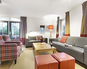 Tweepersoons slaapkamer in Het Land van Bartje 10-persoons vakantiehuis, Ees.