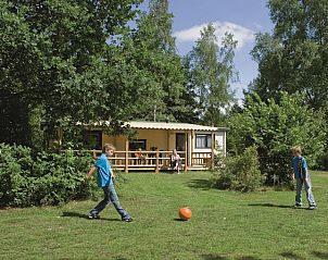 Guest house 182923 • Holiday property Noord Drenthe • Het Land van Bartje | 4-persoons stacaravan | 4BCV 