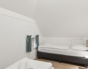 Plattegrond van de bovenverdieping in Het Land van Bartje 6-persoons boerderij, Ees, Noord Drenthe. Slaapkamerindeling.