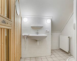 Guest house 182958 - Bungalow Noord Drenthe - Het Land van Bartje | 10-persoons boerderij | 10FL
