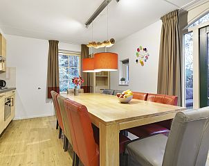 Guest house 182999 - Bungalow Noord Drenthe - Het Land van Bartje | 10-persoons boerderij | 10EL