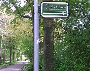 Wegwijzer naar Huisje in Roderesch, vakantiehuis in Noord Drenthe, Drenthe.