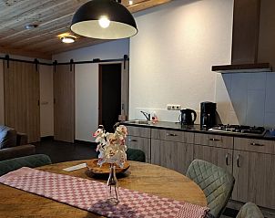 Moderne keuken in Vakantiehuis in Zeegse, Noord Drenthe, ideaal voor zelf koken tijdens je verblijf.