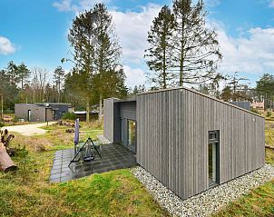 Vakantiehuis in Zeegse omgeven door natuur in Noord Drenthe, Drenthe.