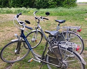 Fietsen beschikbaar bij Huisje in Zuidlaarderveen, vakantiehuis in Noord Drenthe voor verkenning van de omgeving.
